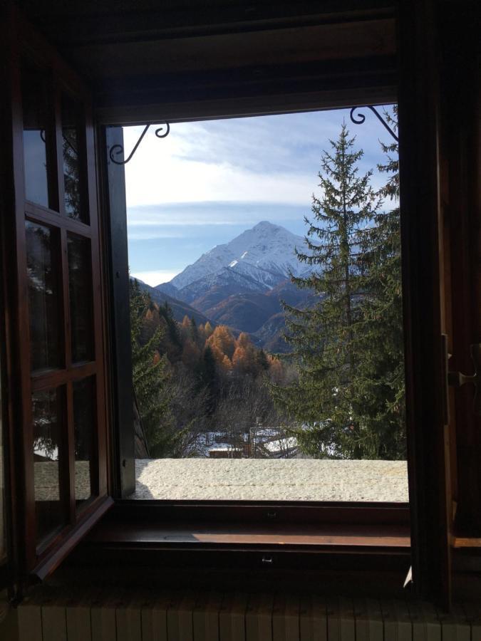 Maison Des Alpes Mansarda Oulx Eksteriør billede